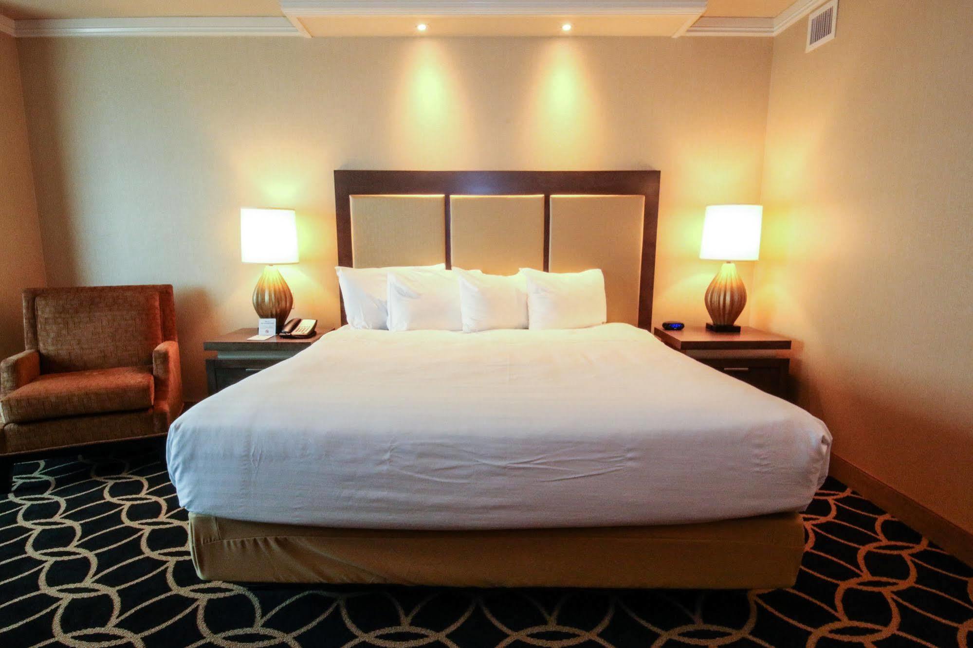 Hotel Hollywood Casino St. Louis à Maryland Heights Extérieur photo