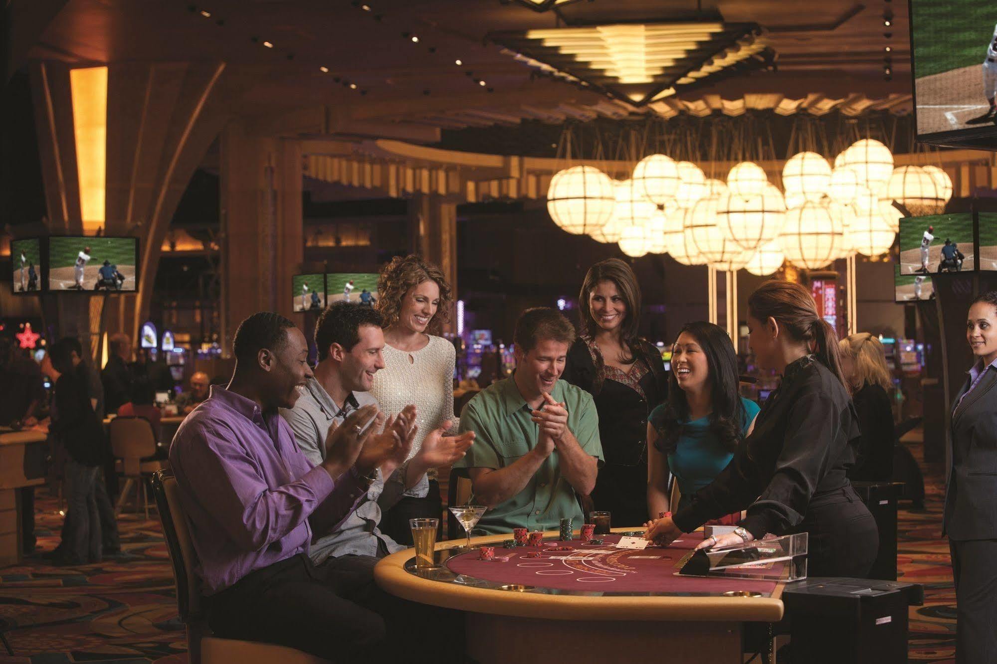 Hotel Hollywood Casino St. Louis à Maryland Heights Extérieur photo