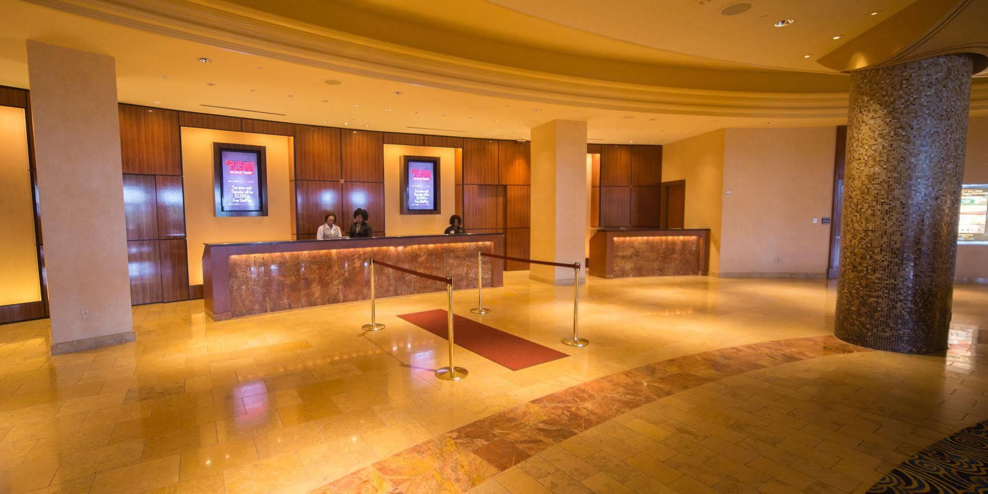 Hotel Hollywood Casino St. Louis à Maryland Heights Extérieur photo